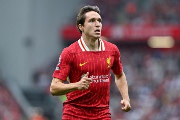 回声报：只有17个非本土培养球员名额，基耶萨落选利物浦欧冠名单